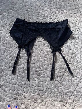City Chic Olivia Lace Garter